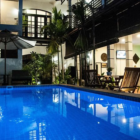 Private Boutique Home With Pool, The Fin Inn 暹粒 外观 照片