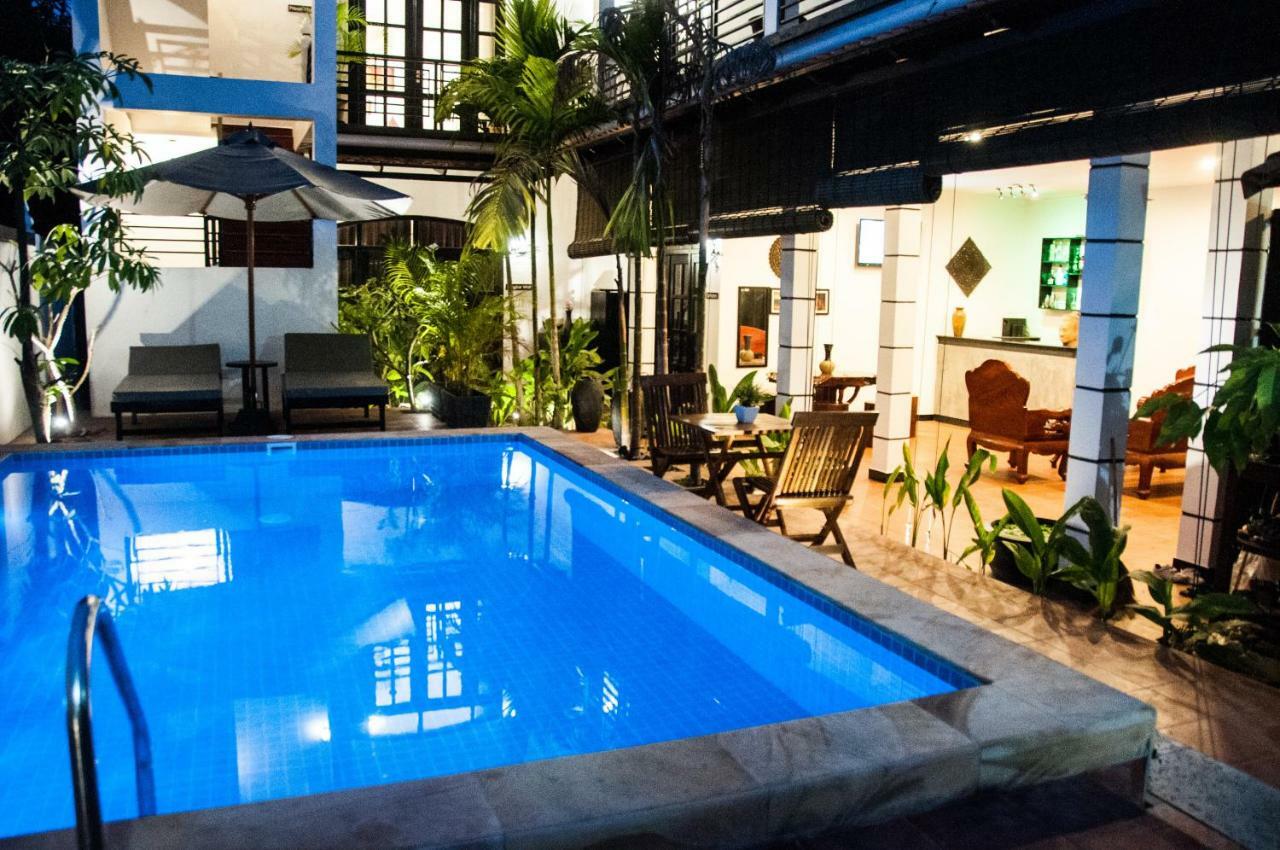 Private Boutique Home With Pool, The Fin Inn 暹粒 外观 照片