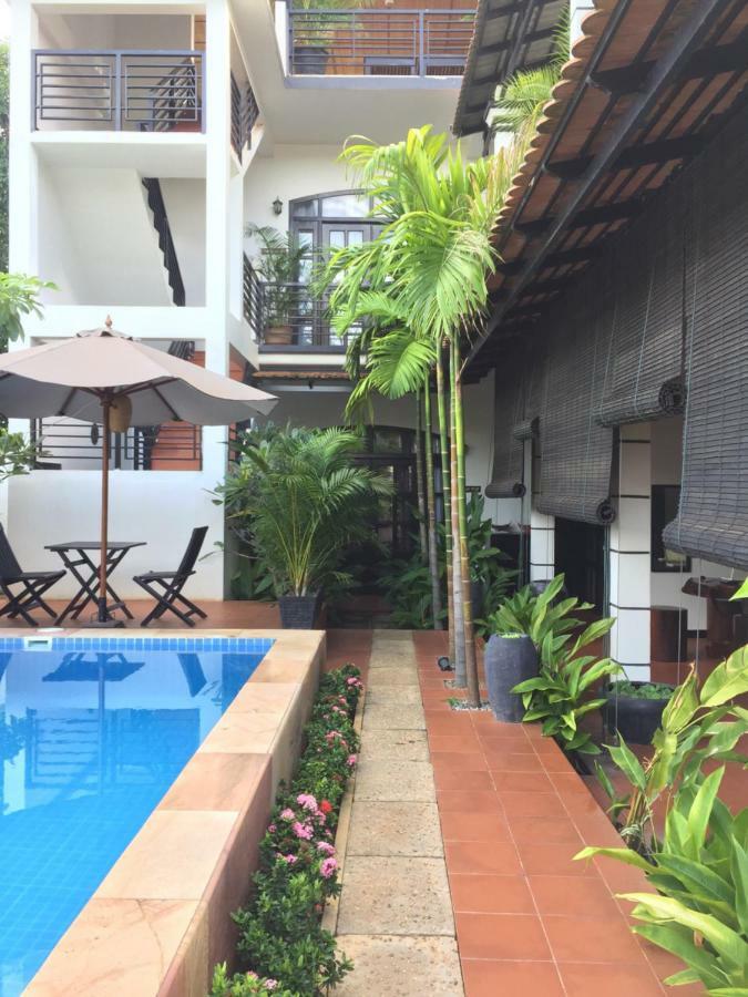 Private Boutique Home With Pool, The Fin Inn 暹粒 外观 照片