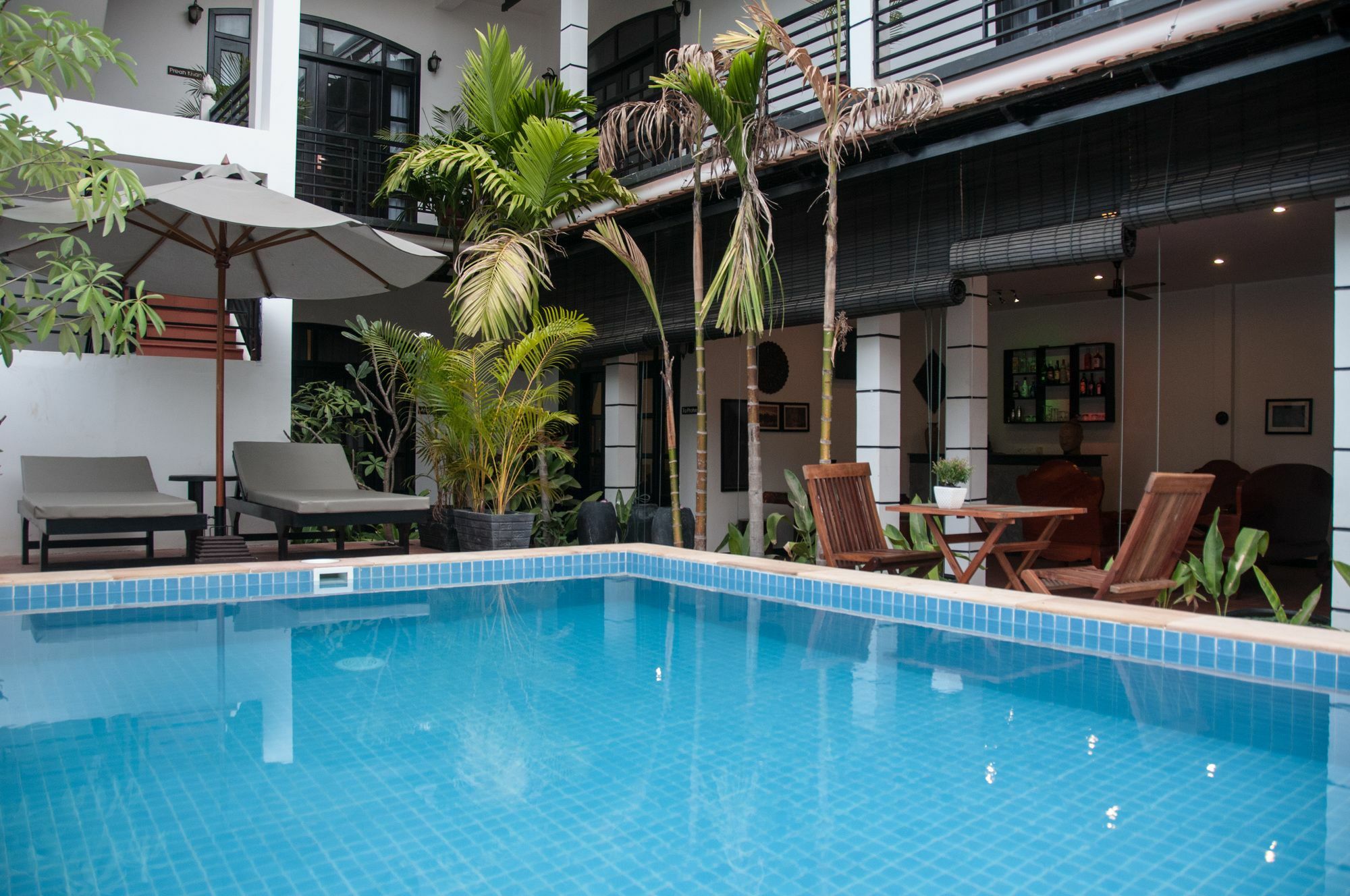 Private Boutique Home With Pool, The Fin Inn 暹粒 外观 照片